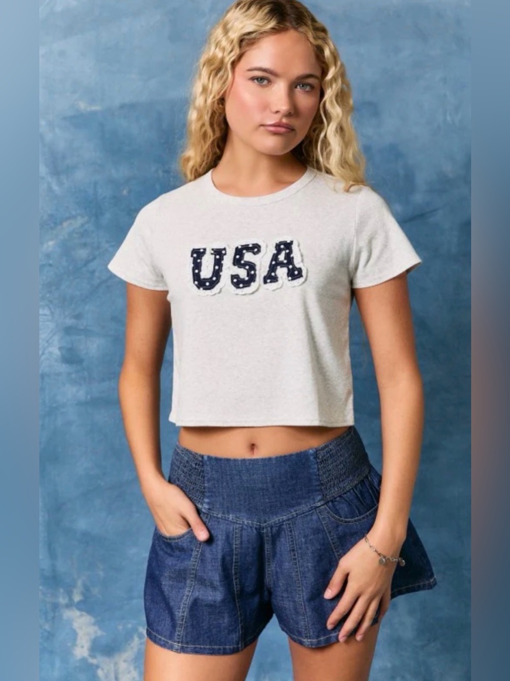 46 Light Gray USA Cropped Tee